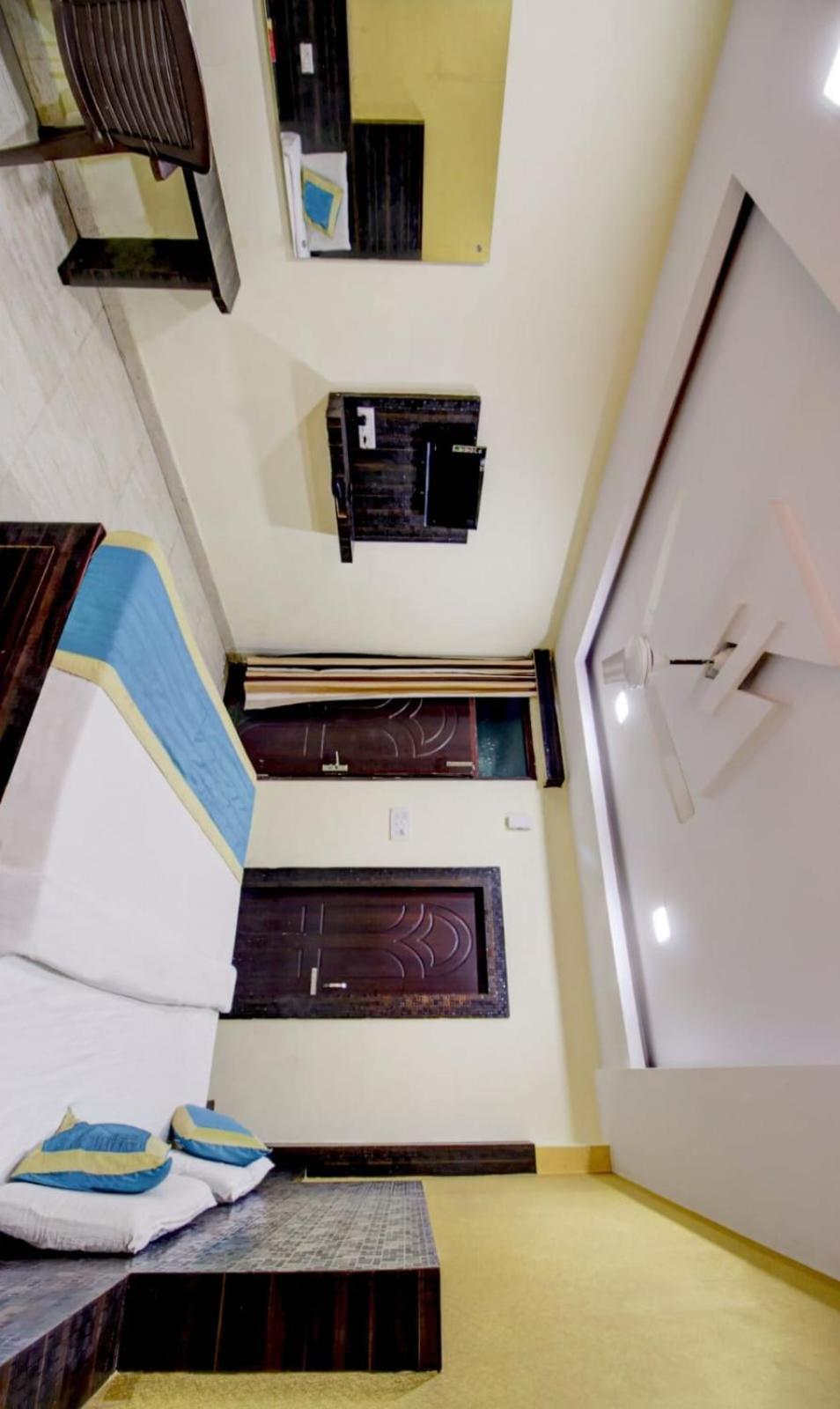 Hotel Park Avenue Lucknow Eksteriør billede
